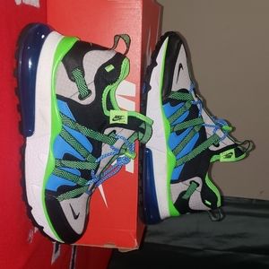 Nike Air Max Bowfin 270